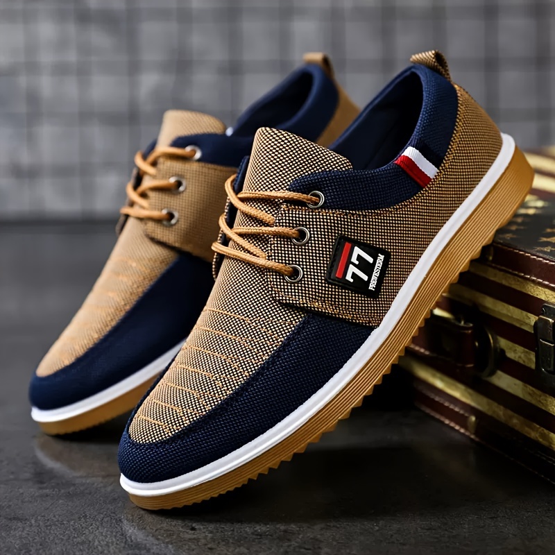 Knit Fabric Lace Up Sneakers - Sepatu Pria Terbaru yang Modis dan