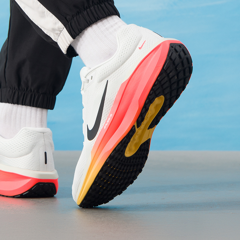 Sepatu Pria Nike Asli, Sepatu  - Lightweight Road Running Shoes ulasan dan harga